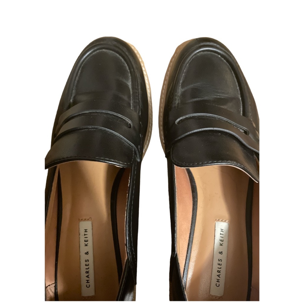 Loafers - Picture 3 of 4